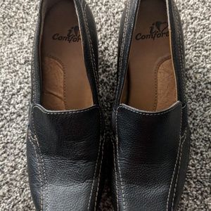 5 1/2 size women shoes.